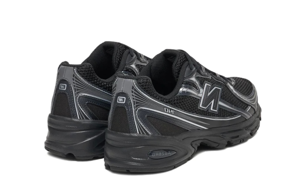 New Balance 740 Black Silver Metallic