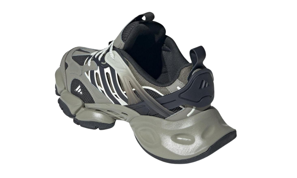 adidas XLG Runner Deluxe Grey