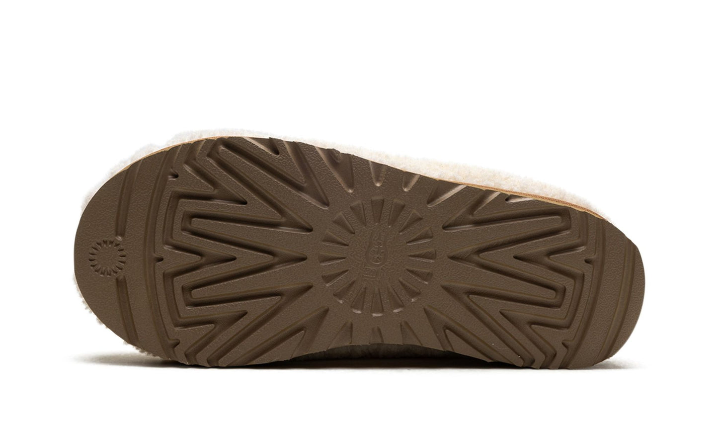 UGG Tasman Maxi Curly Slipper
Natural