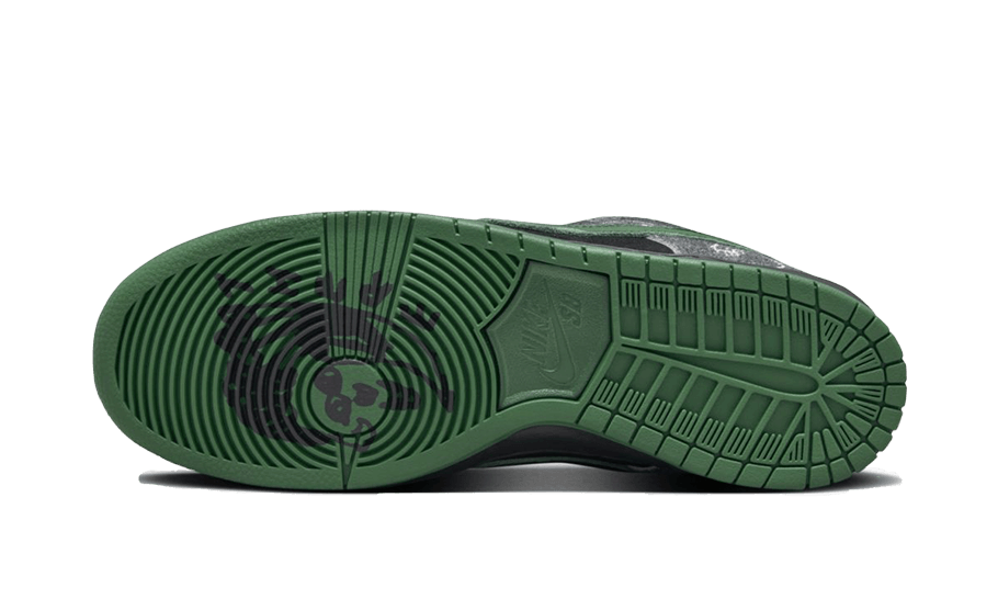 Nike SB Dunk Low There Skateboards