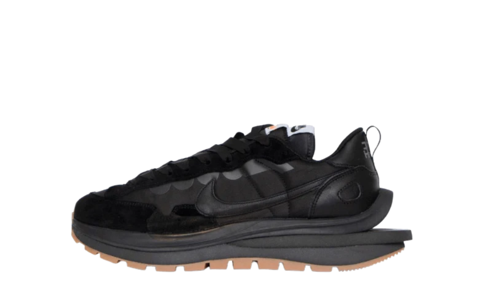 Nike Vaporwaffle sacai Black Gum