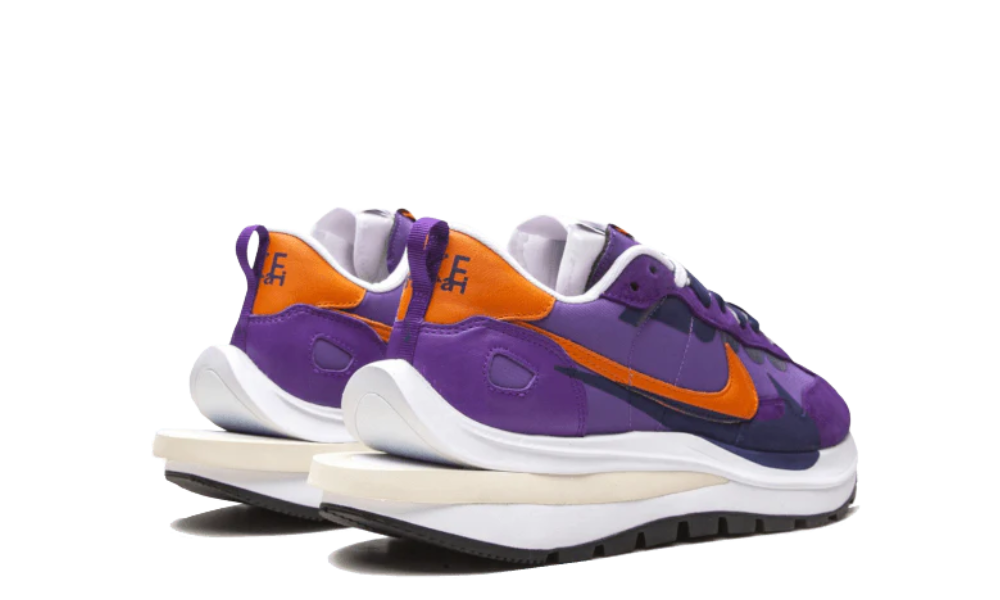 Nike Vaporwaffle sacai Dark Iris
