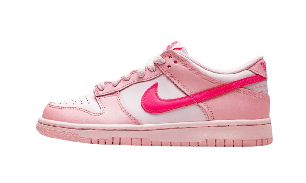 Nike Dunk Low Triple Pink