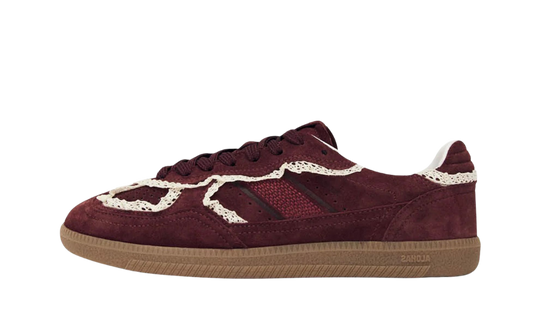Alohas Tb.490 Crochet Burgundy Sneakers