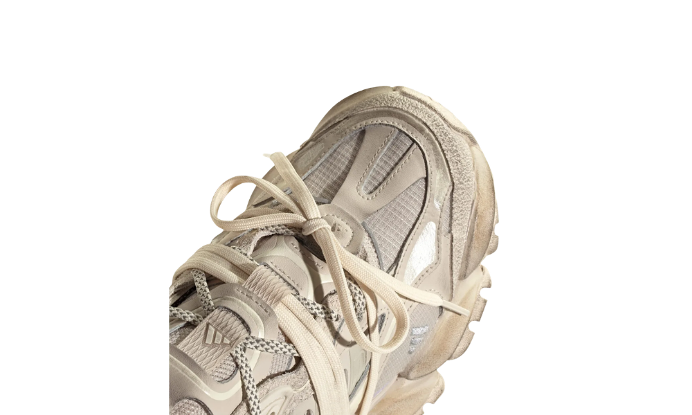 adidas XLG Runner Deluxe Wonder Beige