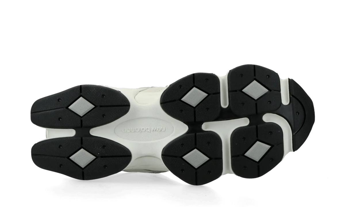 New Balance 9060 Sea Salt Raincloud