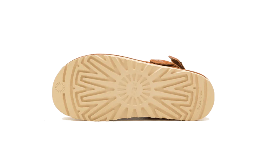 UGG Goldenstar Clog Chestnut