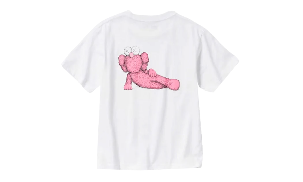 Uniqlo T-Shirt KAWS Pink Graphic 467774