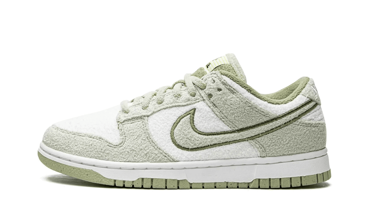 Nike Dunk Low SE Fleece Green - Secured Stuff