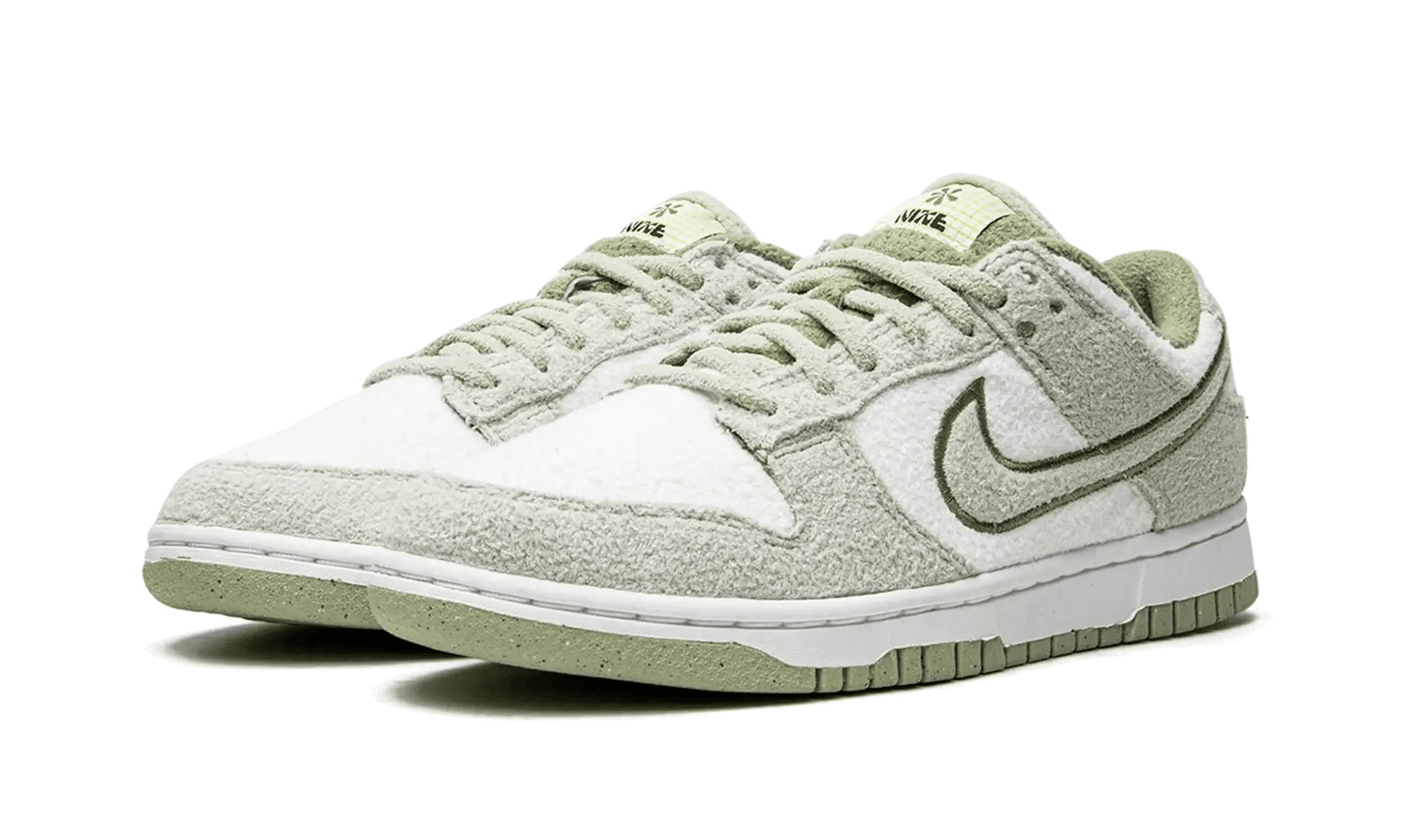 Nike Dunk Low SE Fleece Green - Secured Stuff