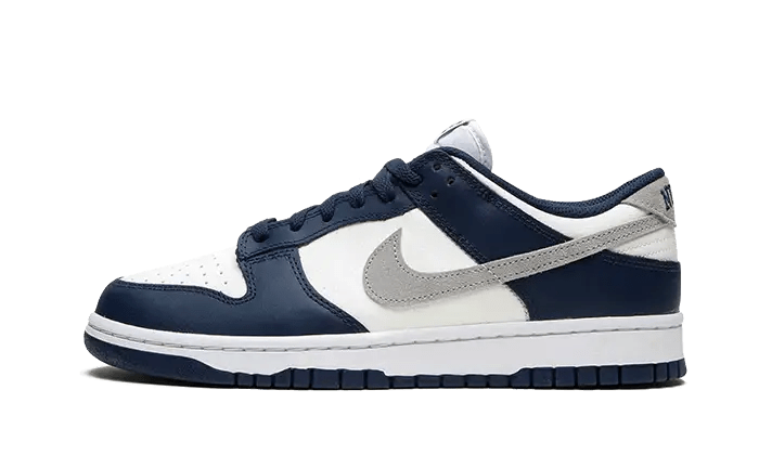 Nike Dunk Low Summit White Midnight Navy - Secured Stuff